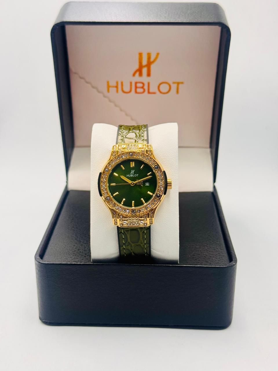 HUBLOT women's watches in various distinctive colors - الصورة 2
