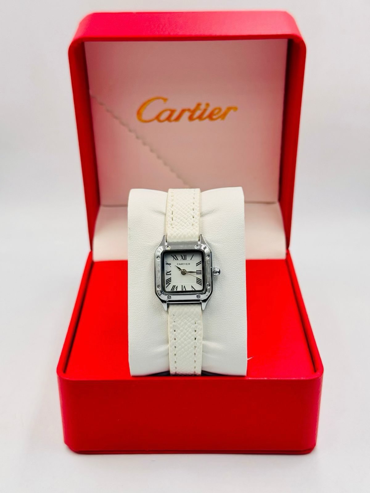 Cartier women's watches in various distinctive colors - الصورة 4