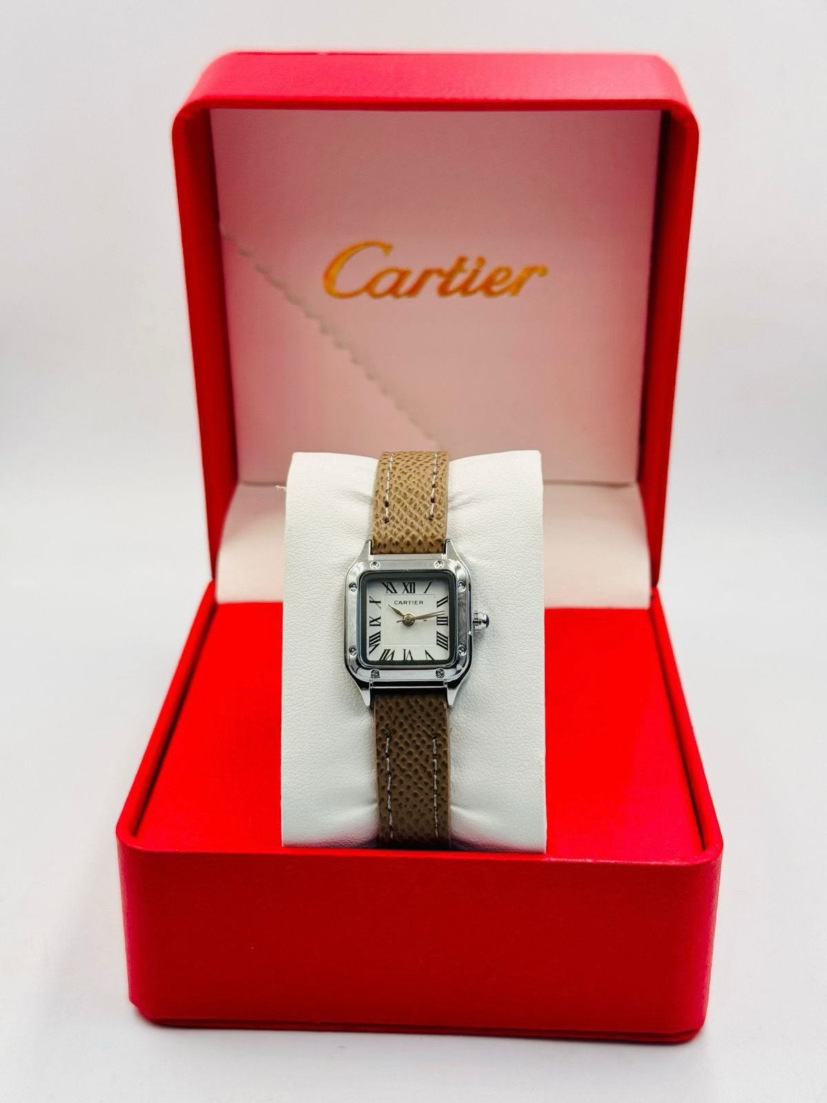 Cartier women's watches in various distinctive colors - الصورة 6