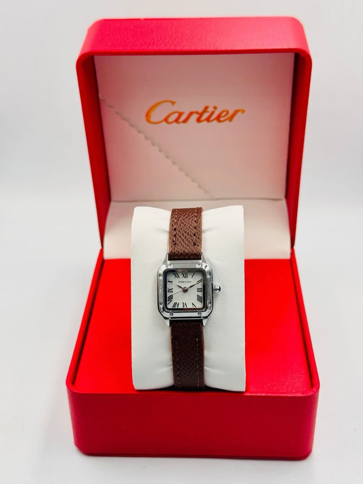 Cartier women's watches in various distinctive colors - الصورة 8